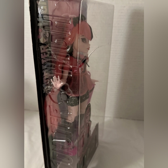 Mattel Monster High Day Out Fashion Doll Draculaura (New) Accessories - Picture 11 of 16